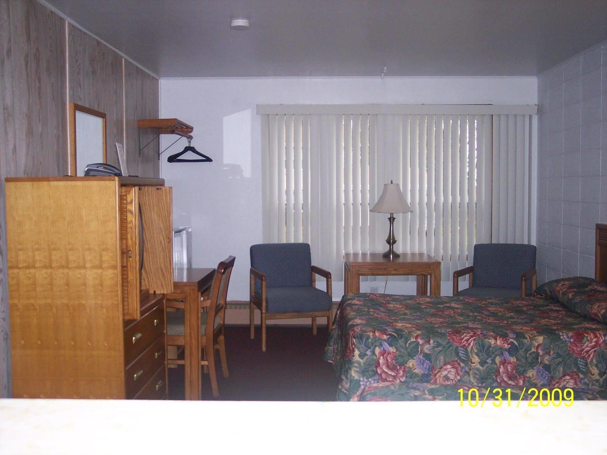 Grand View Motel Beaver Dam Bagian luar foto