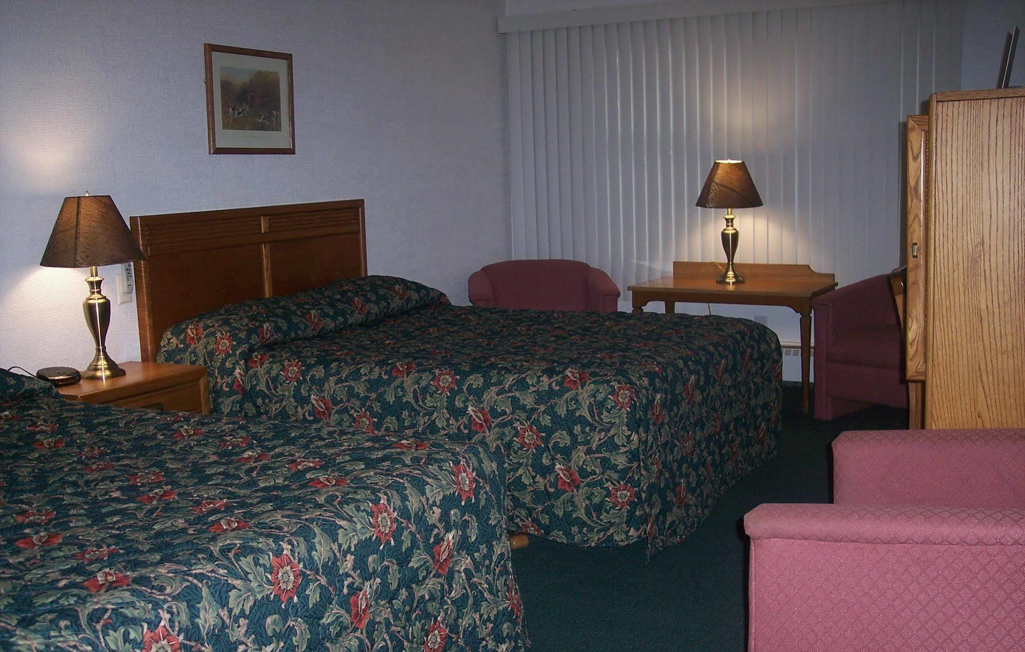 Grand View Motel Beaver Dam Bagian luar foto